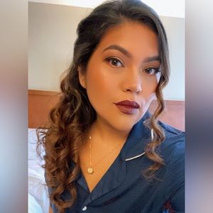 Meet your Posher, Gabriela